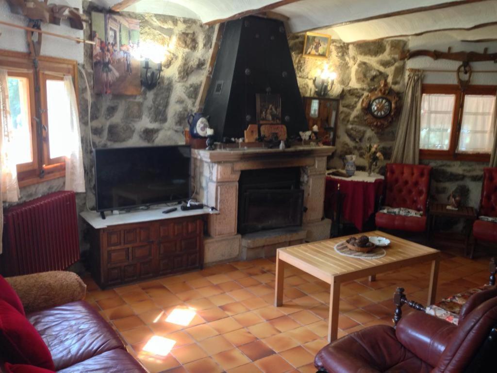 Exclusiva Casa Y Finca Privada Itos Pelayos del Arroyo المظهر الخارجي الصورة