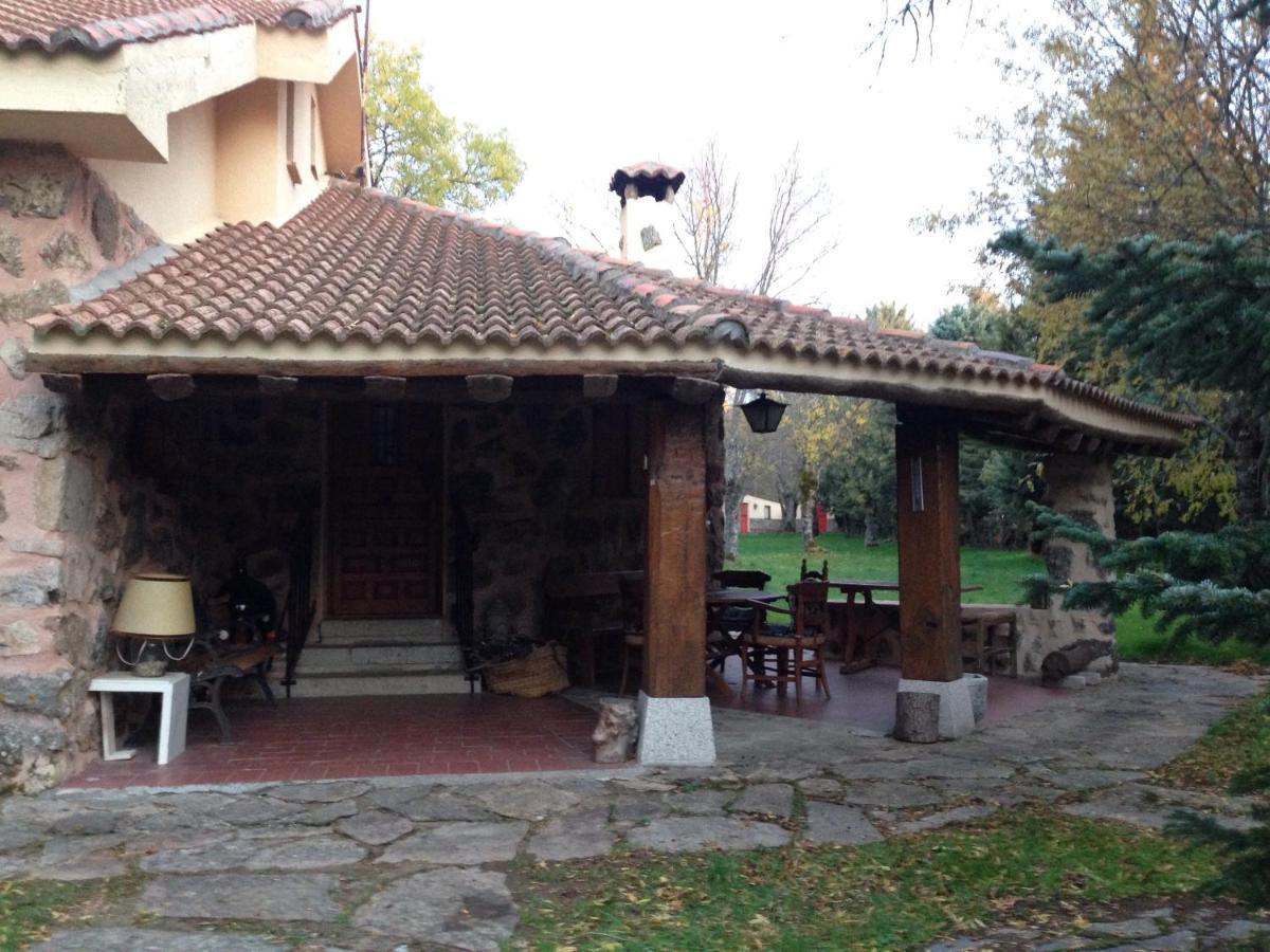 Exclusiva Casa Y Finca Privada Itos Pelayos del Arroyo المظهر الخارجي الصورة